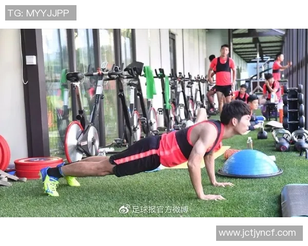 足球比赛前最佳饮食指南助你提升竞技状态与体能表现